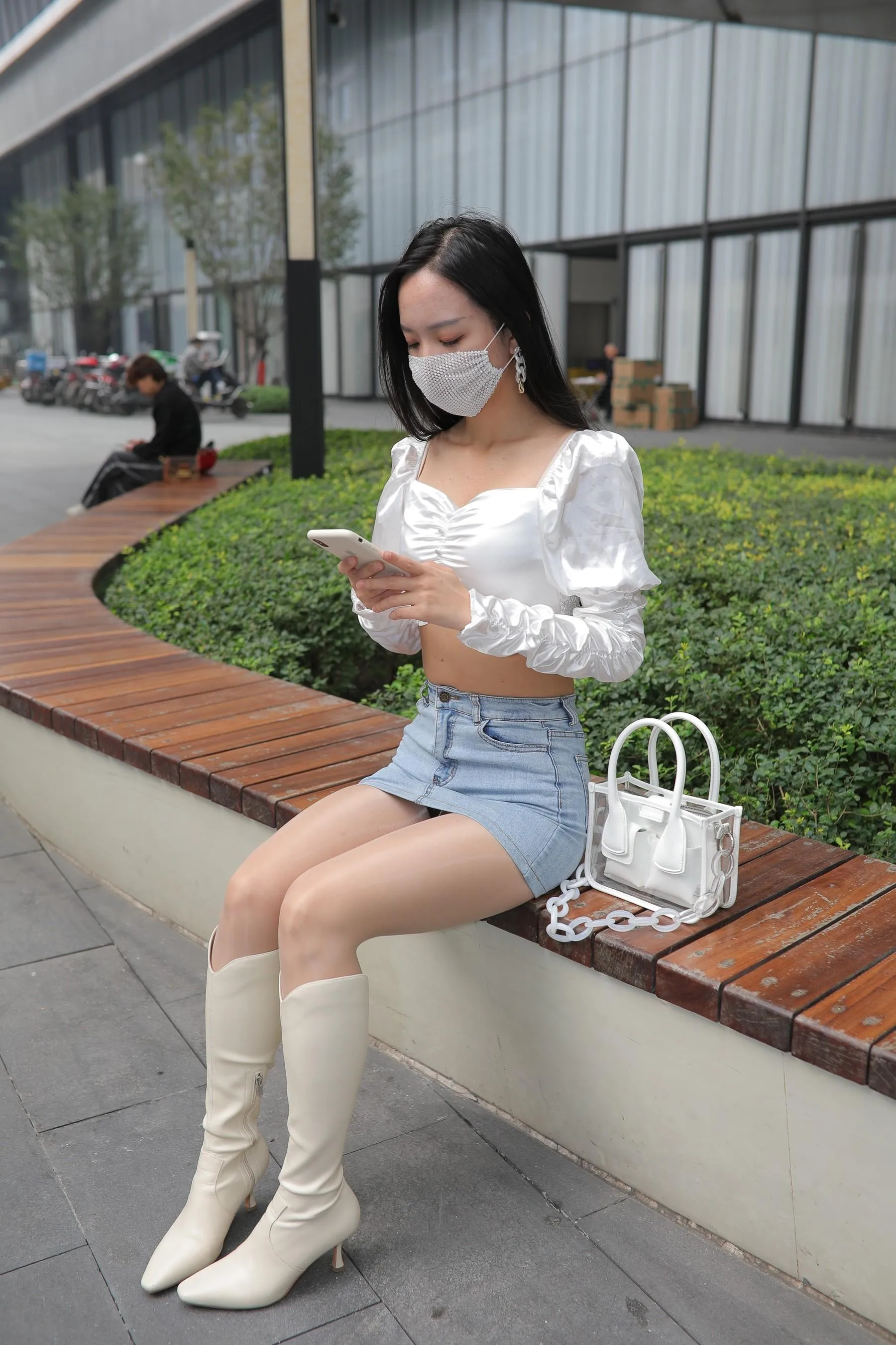 魔镜街拍 NO.170 凯恩街拍摄影-牛仔裙小姐姐 [304P]插图3